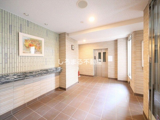 ＬＯＷＬＡＮＤＳ西天満のロビー