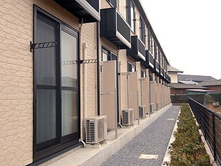 レオパレスベルセフォネのバルコニー