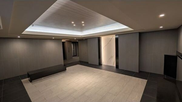 ザ・レジデンスパーク栄のエントランス