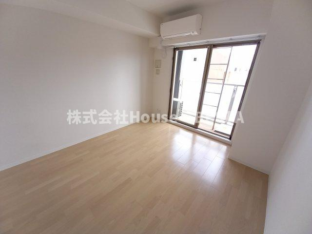 レジデンス神戸大倉山グルーブの洋室