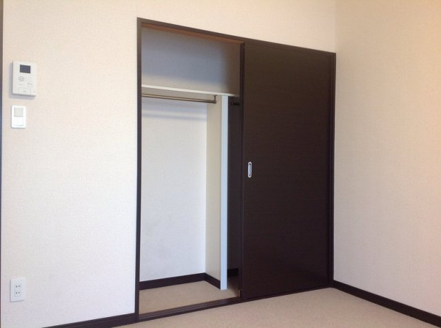 レオネクストカーサ川口飯塚の内装|きれいな内装です