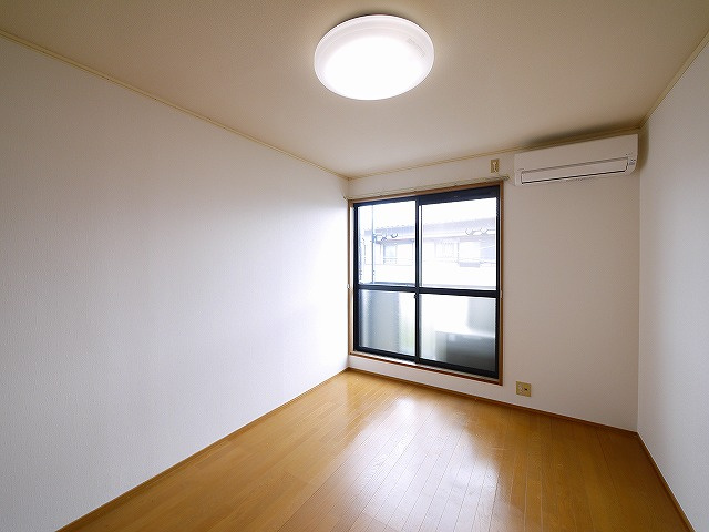 三条大路Sマンションの洋室