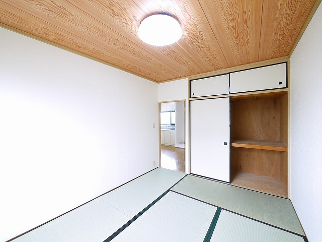 三条大路Sマンションの和室