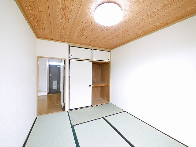 三条大路Sマンションの和室