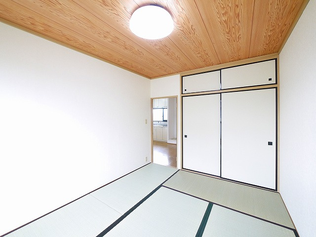 三条大路Sマンションの和室