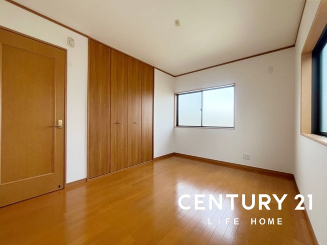 【洋室】 | 東急東横線「東白楽」中古戸建 | 個人の部屋や寝室として使える洋室です