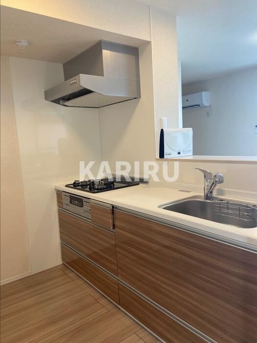 Y's oneのキッチン