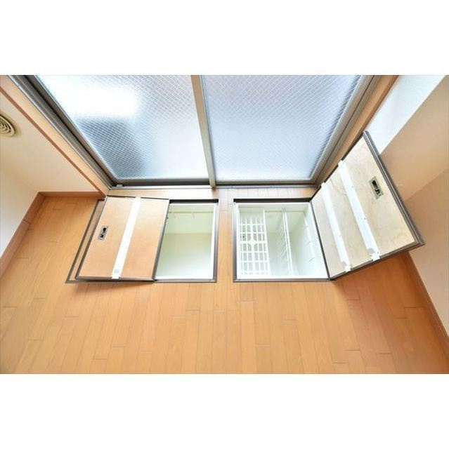 ヴェルト川口の内装|明るい色調の室内です