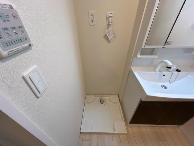 川口市大字道合字久保前　アパート新築工事のその他|洗濯機置場（イメージ）