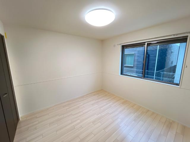 川口市大字道合字久保前　アパート新築工事の内装|洋室（イメージ）