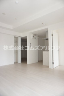 【居間・リビング】 | ドゥーエ横浜駅前 | ドゥーエ横浜駅前　リビング