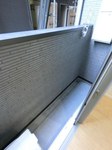 【バルコニー】