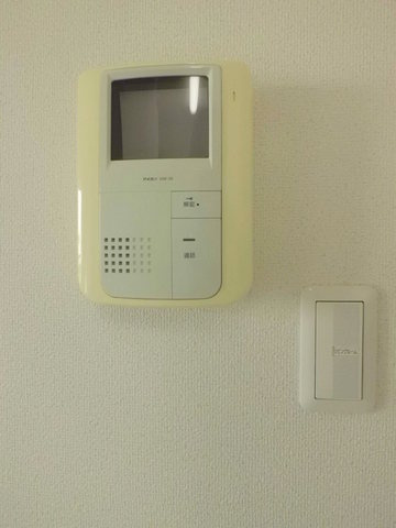 ドミール雪の下の設備|安心のオートロック付TVモニタホン