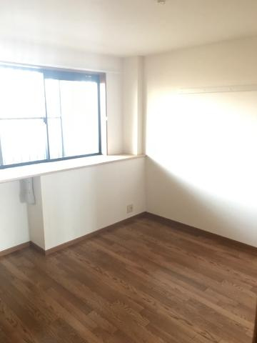 ガーデンヒルズNAKAYAMA壱番館の内装|洋室