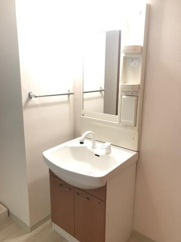 ガーデンヒルズNAKAYAMA壱番館のその他|室内洗濯機置場・洗面台