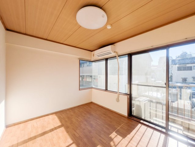 ヴィラ東川口の居間・リビング|他のお部屋の写真です。