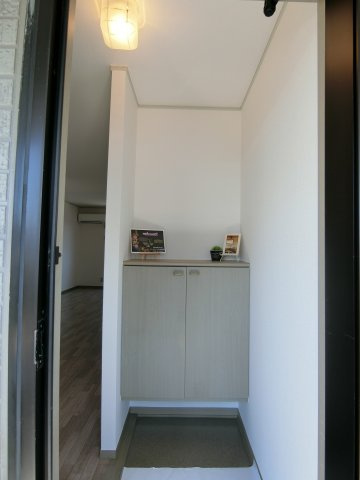 サンクレセントKの玄関