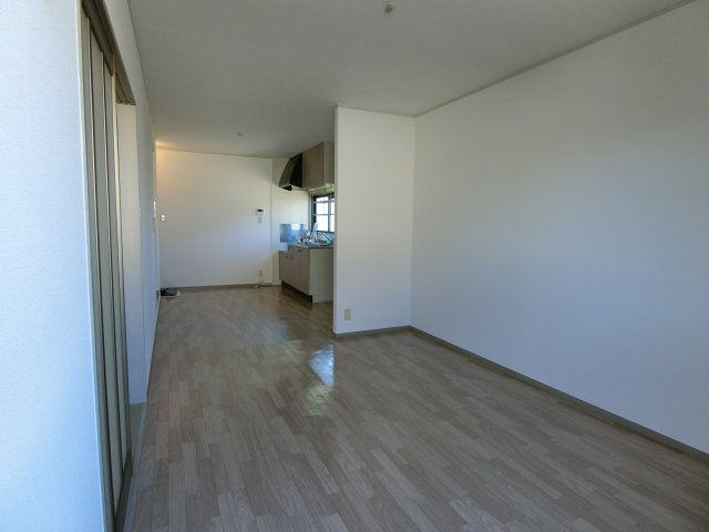 サンクレセントKの居間・リビング