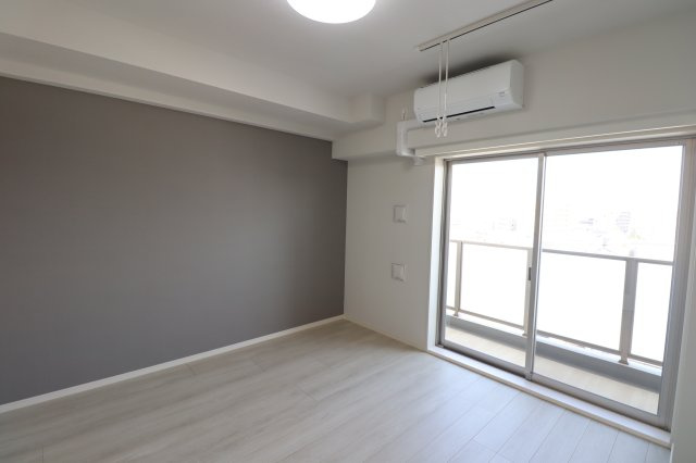 GENOVIA西川口Ⅱの居間・リビング|こちらのリビングで趣味の時間をお楽しみください