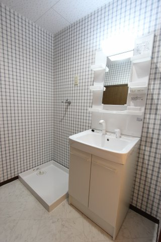 コーポマグノリアの洗面所|参考写真です。現況優先。