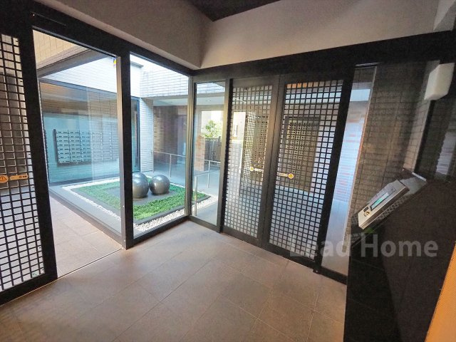 【エントランス】 | Ｄ＇グランセ駒沢大学