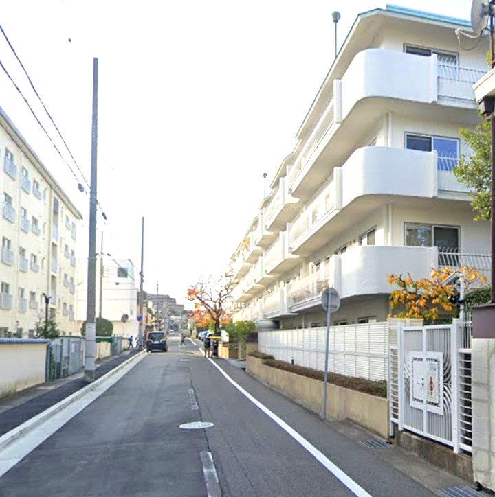 エステート岡本の外観