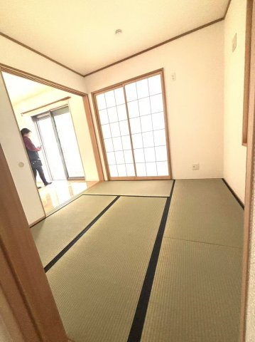 飯塚4丁目戸建ての和室|和室、ちょっとしたくつろぎスペースにいかがでしょうか