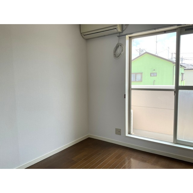 ピアザハイツⅤの居間・リビング|使いやすい居間です