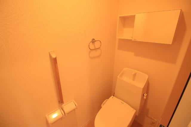 ＬｉｏｎａＣ(リオナシー)のトイレ|シャワー付トイレ