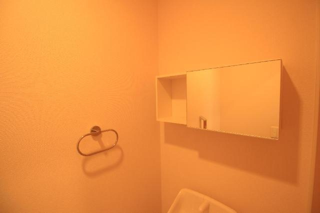 ＬｉｏｎａＣ(リオナシー)の収納|トイレ収納