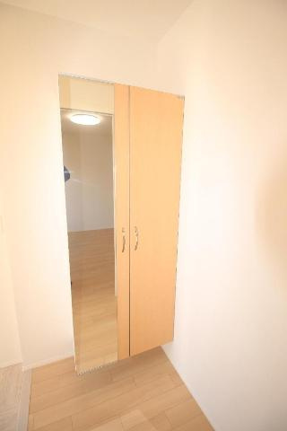 ＬｉｏｎａＣ(リオナシー)の収納|下駄箱