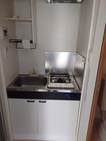 オズ・フラッツ本山のキッチン|きれいなキッチンです