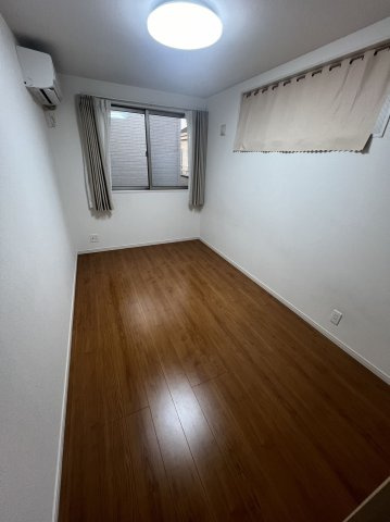 蕨塚越7丁目戸建の居間・リビング|居間です