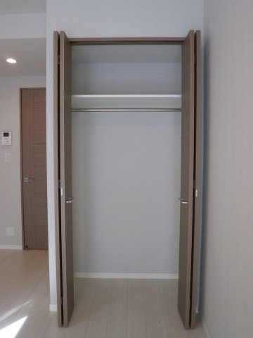 グラントゥルース赤羽プレミオの収納|大きなものも収納できそうです