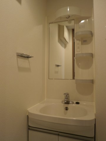 グラントゥルース赤羽プレミオの洗面所|使いやすい洗面所です