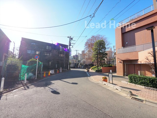 【その他】 | ヴィルヌーブタワー駒沢 | 前面道路