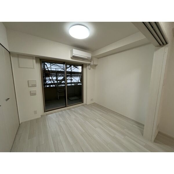 Ｄｒａｗ上本町の洋室