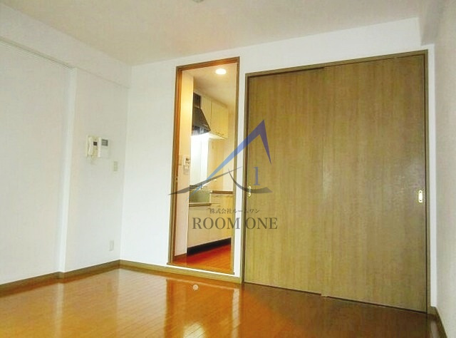 コーポ芝公園の居間・リビング|洋室のお部屋です。