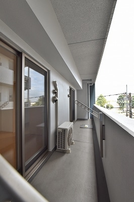 【バルコニー】 | グレイス　アベニュー