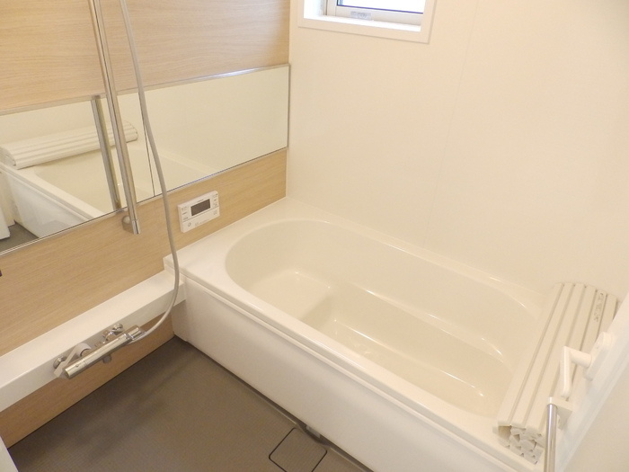 アコルトD棟の浴室