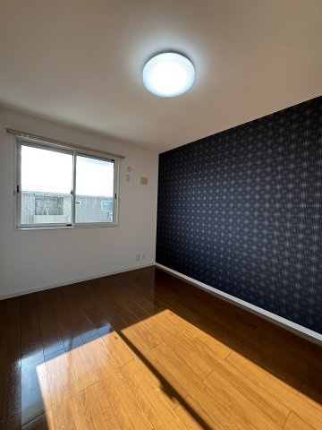 ランロードＣ棟の洋室|イメージ301号室の写真