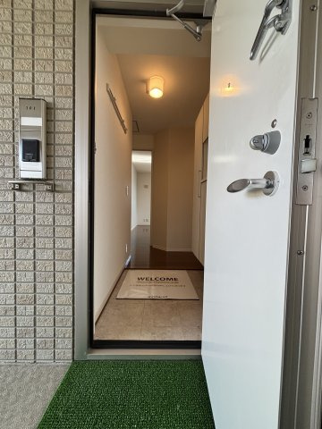 ランロードＣ棟の玄関|イメージ301号室の写真