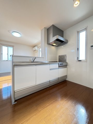 ランロードＣ棟のキッチン|イメージ301号室の写真