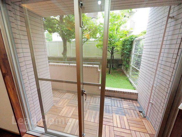 【バルコニー】 | コスモリヴェール世田谷弦巻Ⅱ