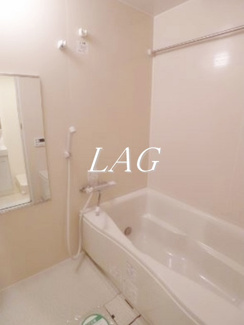 【浴室】 | ロイヤルリバーアイランド | お風呂です。