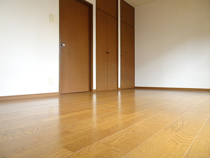 シャトル浜田山Ⅱの居間・リビング