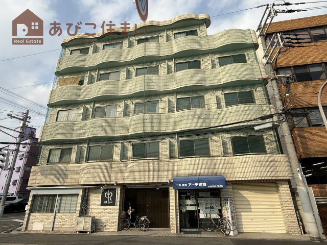 メゾンリベリカの外観