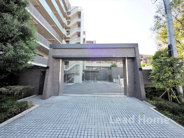 【駐車場】 | パークホームズ用賀一丁目