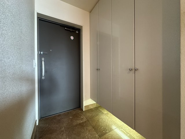 ワコーレ明石アルベージュの玄関