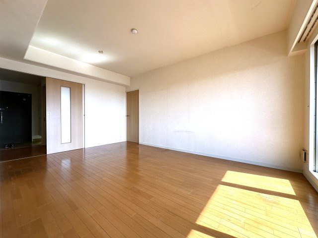 ワコーレ明石アルベージュの居間・リビング